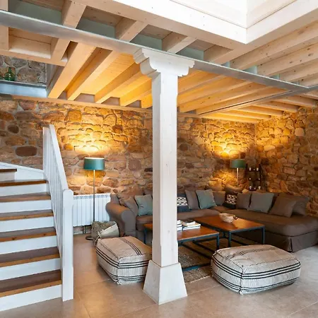 La Casa De Piedra Herrera de Ibio