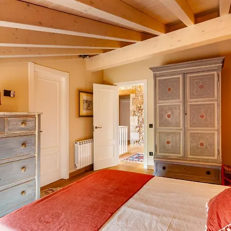 La Casa De Piedra Holiday home