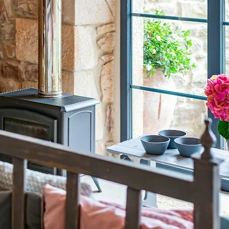 La Casa De Piedra 펜션 Herrera de Ibio