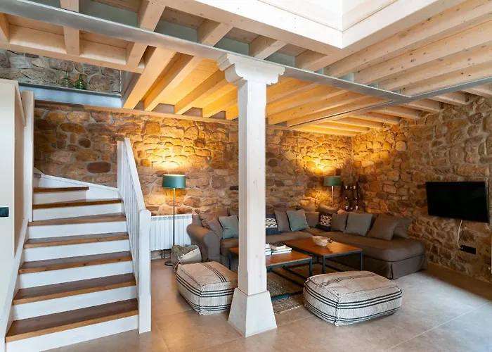 La Casa De Piedra Herrera de Ibio