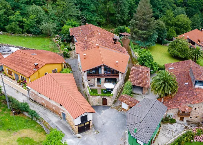 펜션 La Casa De Piedra Herrera de Ibio