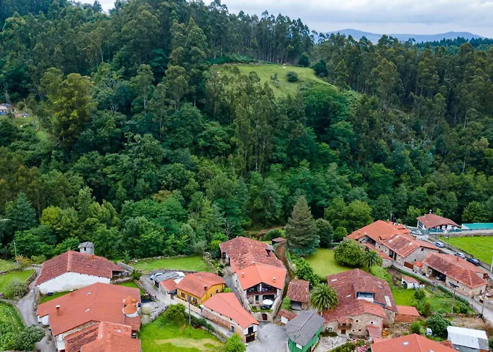 La Casa De Piedra * Herrera de Ibio